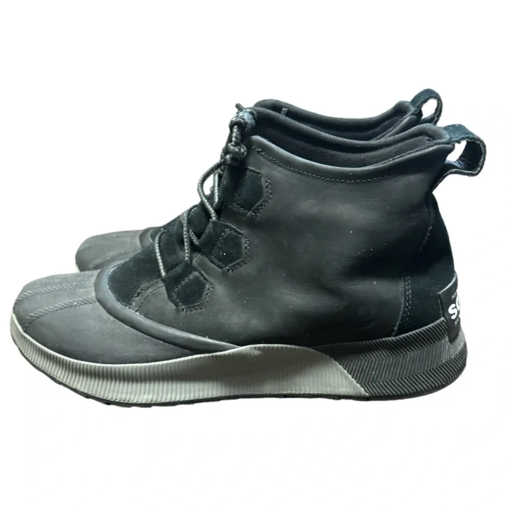 Sorel Out N About™ III Classic Women’s Waterproof Black Boots Size 12